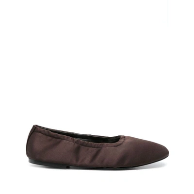 Aera Shoes In Brown