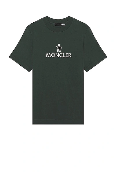 Moncler Short Sleeve Logo T-shirt In Kombu Green