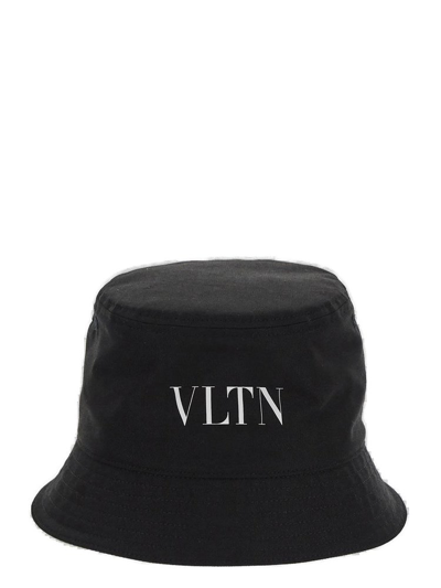 Valentino Garavani Valentino Vltn Logo Printed Bucket Hat In Black