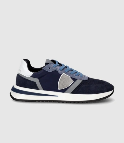Philippe Model Trainers In Azul