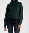 Elan Chunky Bell Sleeve Sweater In Teal In Blue
