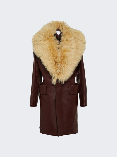 Bottega Veneta Shearling-collar Leather Coat In Merlot