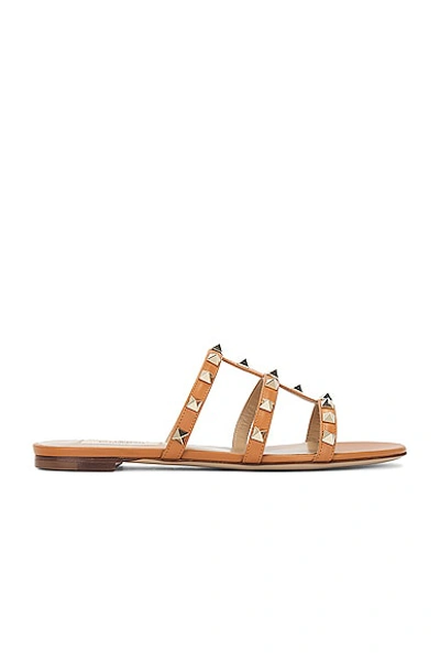 Valentino Garavani Pink Rockstud Flat Sandals In A76 Candy Rose