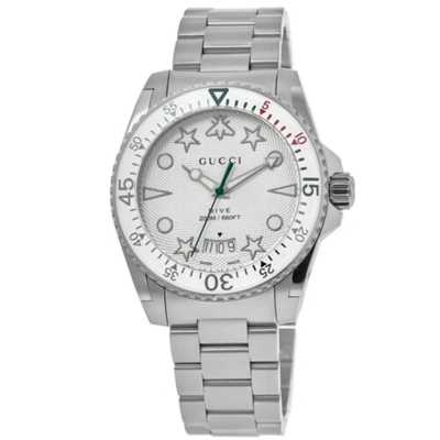 Pre-owned Gucci Ya136336 Men's Dive Silver Dial Quartz Watch