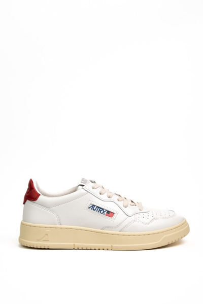 AUTRY AUTRY MEDIALIST LOW SNEAKERS IN WHITE/RED LEATHER