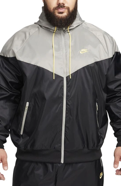 Nike Men's  Sportswear Windrunner Hooded Jacket In Black