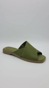 KELSI DAGGER WOMEN'S HALSEYVA SLIDE SANDAL IN GREEN