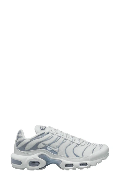 Nike Women's Air Max Plus Shoes In White