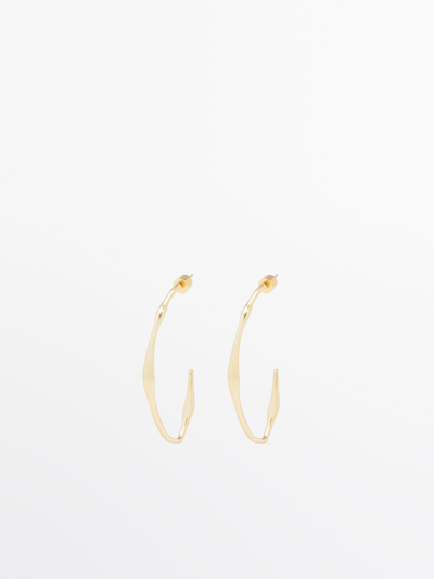 Massimo Dutti Textured Oval Earrings In Golden