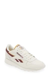 Reebok Classic Leather Sneaker In Chalk/clamar/retgol