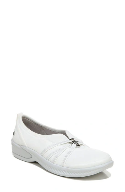 Bzees Niche Womens Cushioned Slip-on Shoes In White
