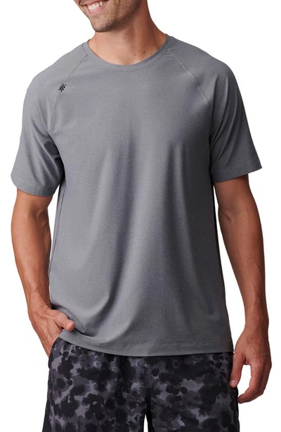 Rhone Reign Athletic Short Sleeve T-shirt In Quicksilver Heather