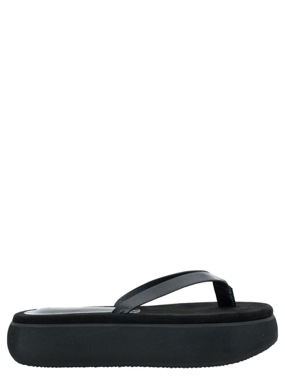 Osoi Boat Leather Flip Flops In Black