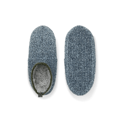 Bombas Gripper Slipper In Ocean Fog