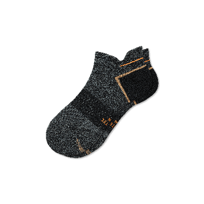 Bombas Running Ankle Socks In Washed Black