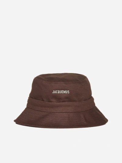 Jacquemus Cadjo Bucket Hat In Brown