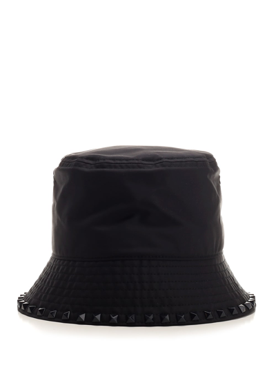 Valentino Garavani Rockstud Embellished Bucket Hat In Navy