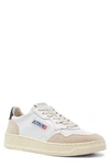 Autry Medalist Low Sneaker In White