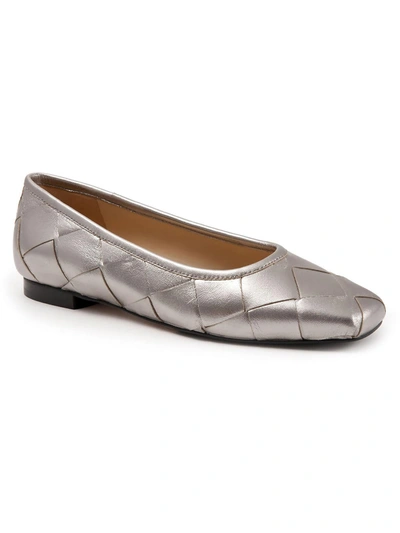Trotters Hanny Womens Round Toe Slip On Ballet Flats In Silver