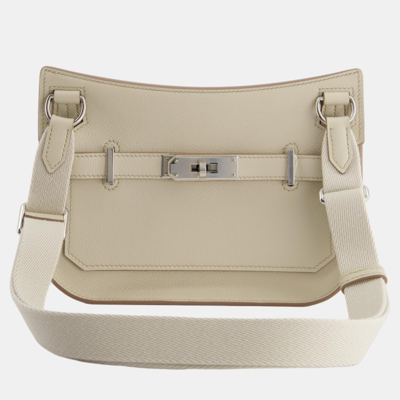 Pre-owned Hermes Mini Jypsiere Crossbody Bag In Beton Evercolor Leather With Palladium Hardware In Cream