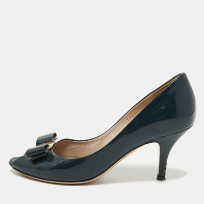 Pre-owned Ferragamo Navy Blue Patent Vara Bow Pumps Size 36