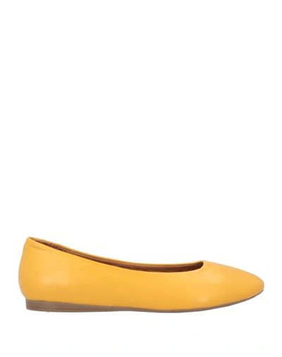Epoche' Xi Woman Ballet Flats Ocher Size 6 Soft Leather In Yellow