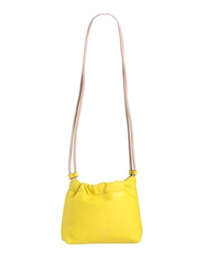 N°21 Drawstring Leather Shoulder Bag In Yellow