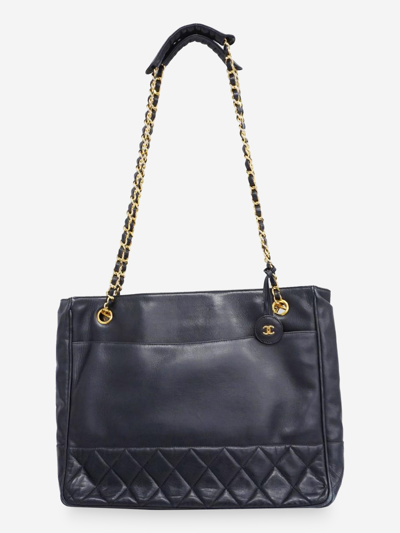 Pre-owned Chanel Leather Shoulder Bag In Black