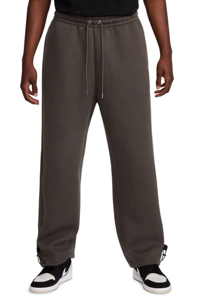 Nike Ovdersize Tech Fleece Reimagined Drawstring Trousers In Baroque Brown