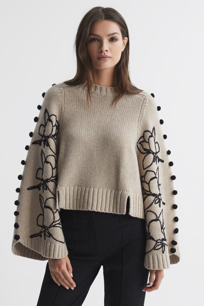 Joslin Wool Cropped Embroidered Jumper In Stone/black