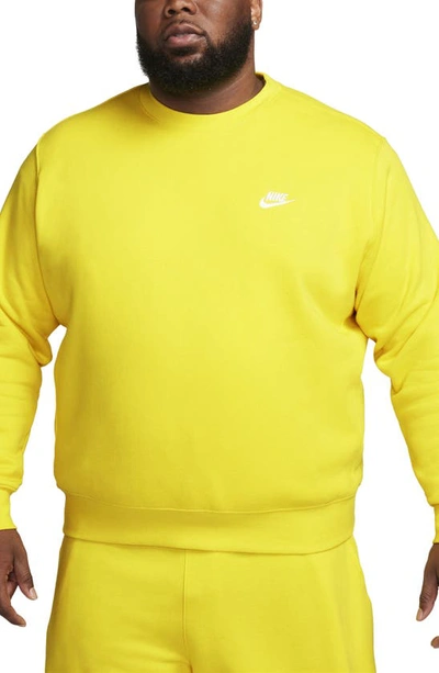 Nike Men's  Sportswear Club Fleece Crew In Yellow