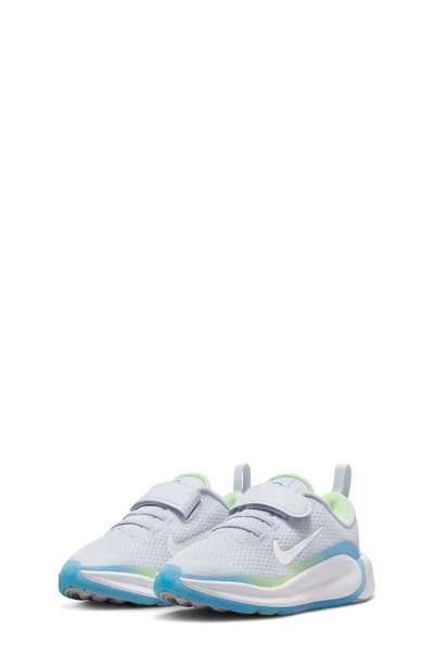 Nike Infinity Flow Little Kids' Shoes In Grey/ White/ Volt