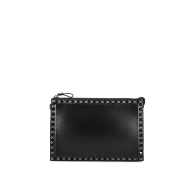 Valentino Garavani Rockstud Pouch In Black