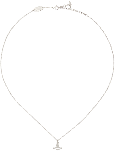 Vivienne Westwood Silver Carmen Pendant Necklace In 221-01p019-p019im