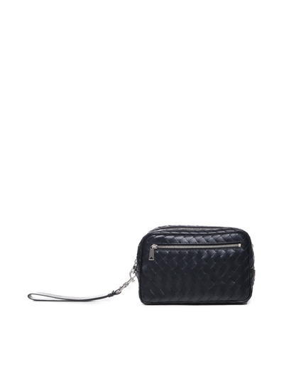 Bottega Veneta Intrecciato Zipped Handbag In Black