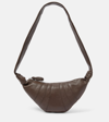 Lemaire Schultertasche Croissant Small Aus Leder In Braun
