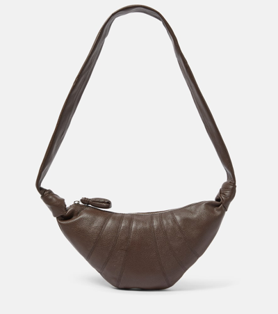 Lemaire Schultertasche Croissant Small Aus Leder In Braun