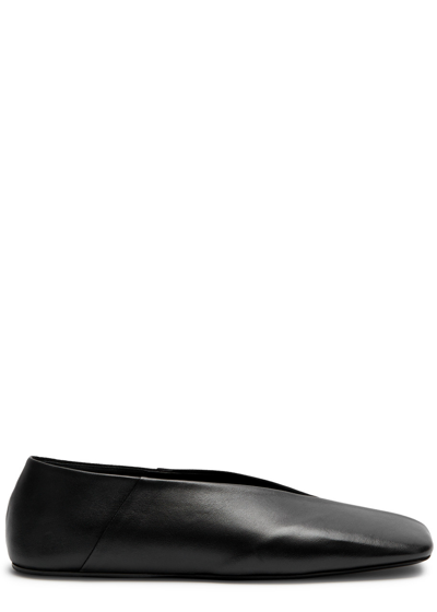 Jil Sander Asymmetrical Leather Ballerina Flats In Black