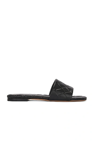 Bottega Veneta Flat Sandal In Black