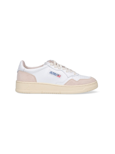 Autry Medalist Low Sneaker In White