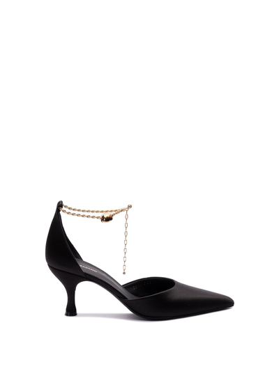 Ferragamo `dana` Pumps In Black  