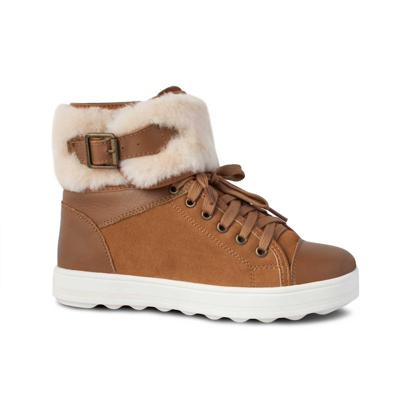 Cloud Nine Ladies Champ Sheepskin Trimmed Boot In Brown