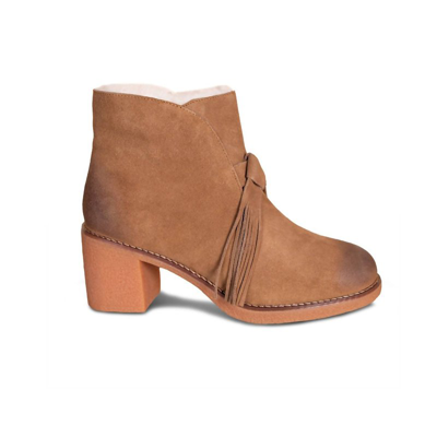 Cloud Nine Ladies Madison Sheepskin Boot In Brown