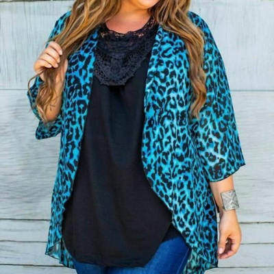 Lucky & Blessed Leopard Short Kimono In Blue