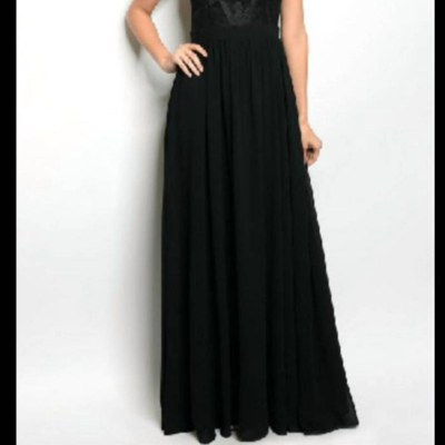 Maniju Lace Lattice Maxi Dress In Black