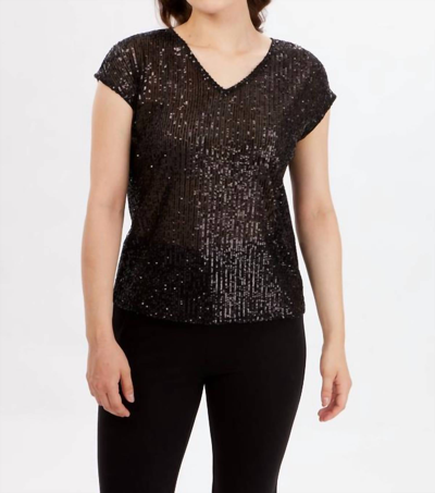 Frank Lyman Knit Sequin Short Sleeve Top In Black