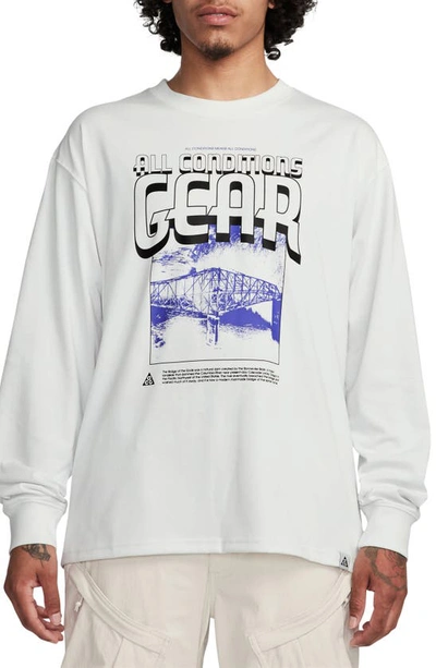 Nike Dri-fit Acg Oversize Long Sleeve Graphic T-shirt In White