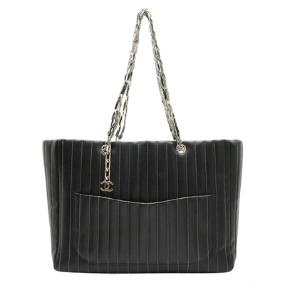 Pre-owned Chanel Cabas Black Leather Tote Bag ()