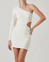 Astr Lavinia Dress In White