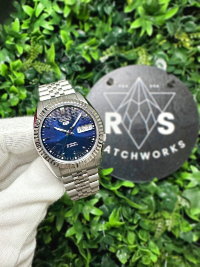 Pre-owned Seiko Snk357k1 Modified Daydate W/ Sapphire Crystal, Fluted Bezel & Jub Bracelet